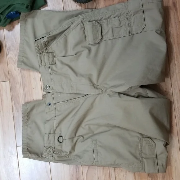 5.11 Tactical 36 X 32 - Picture 1 of 5